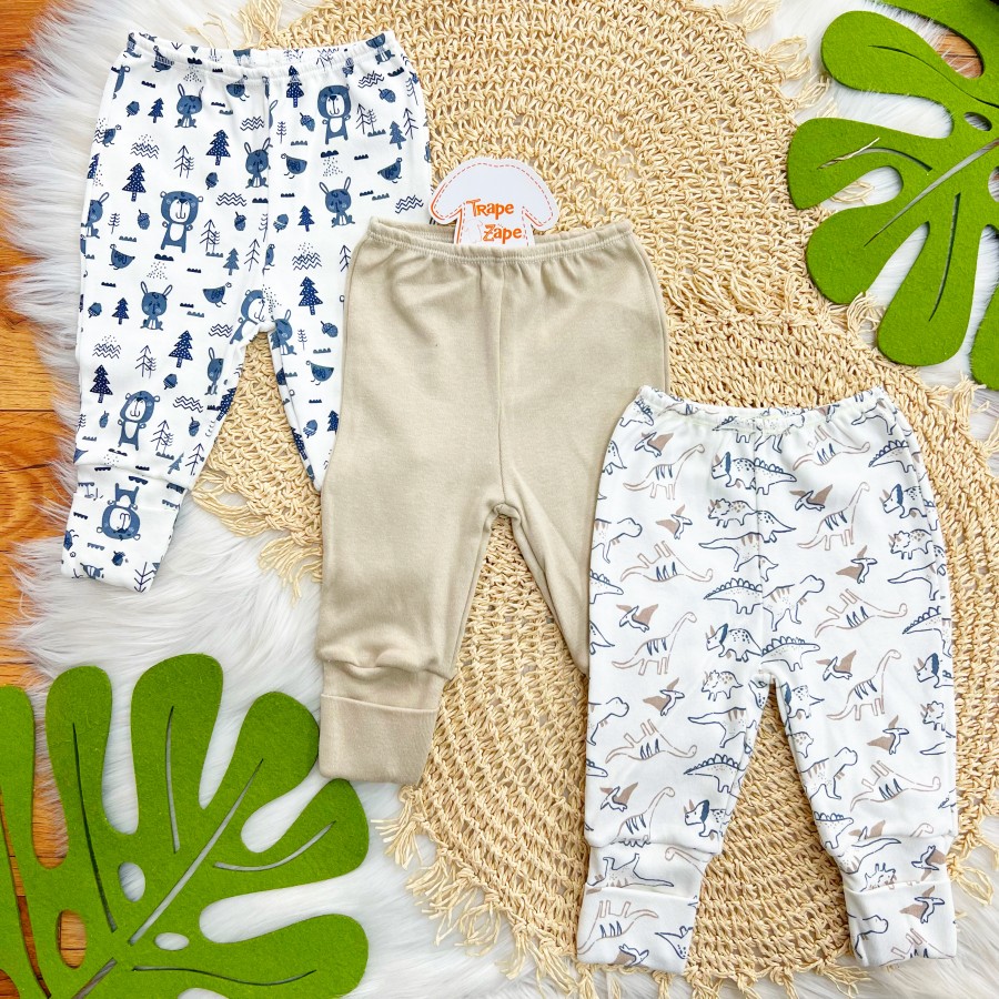 Kit 3 Calças - Floresta, Bege e Dinos - Off White, Azul Jeans